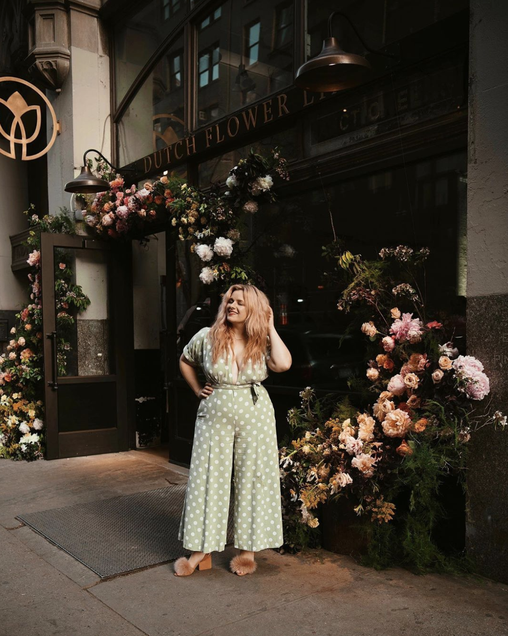 Kelsea Dutch Floral Install