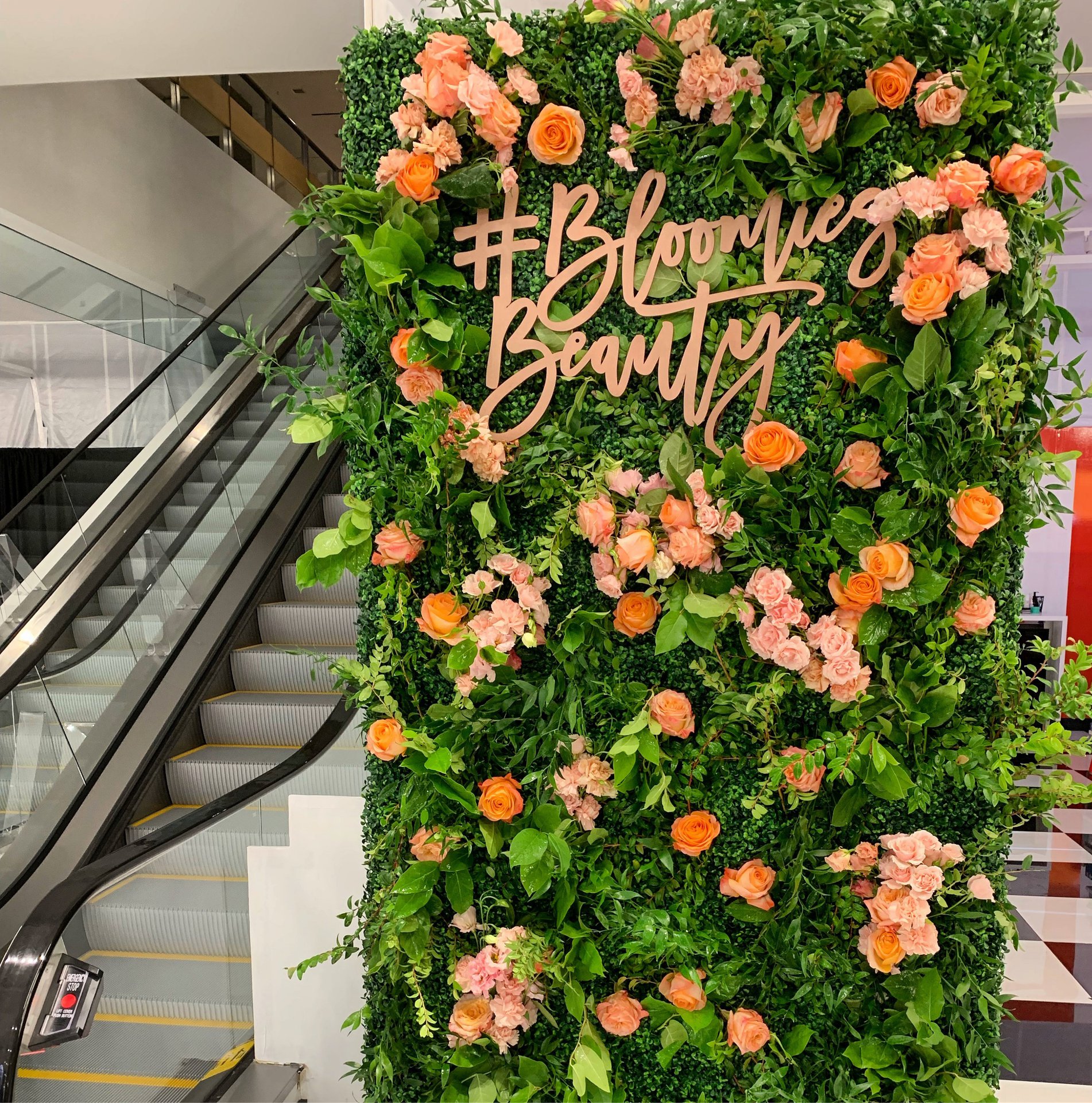 Foamless flower wall by Larkspur Botanicals at the Bloomingdales “Out of this World” beauty event.