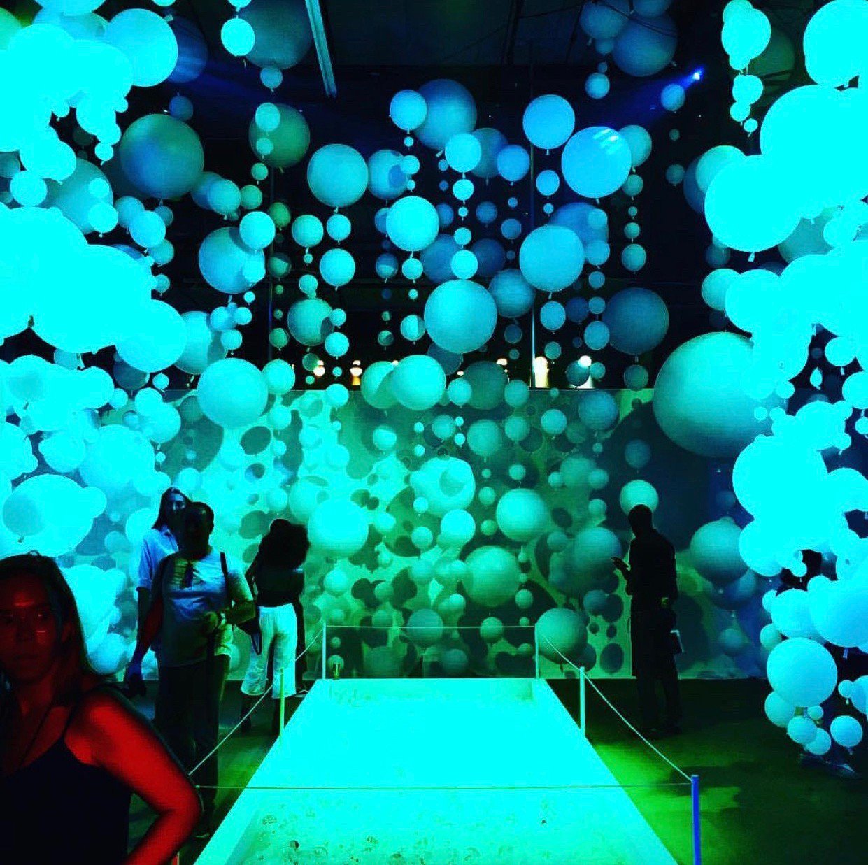 Perrier Refinery29 29 Rooms. Room by Robert Moy of Brooklyn Balloon Company.