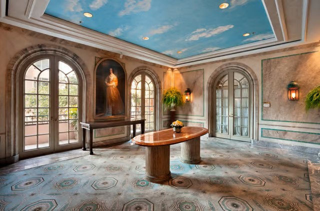The windsor court2