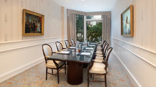 The windsor court4